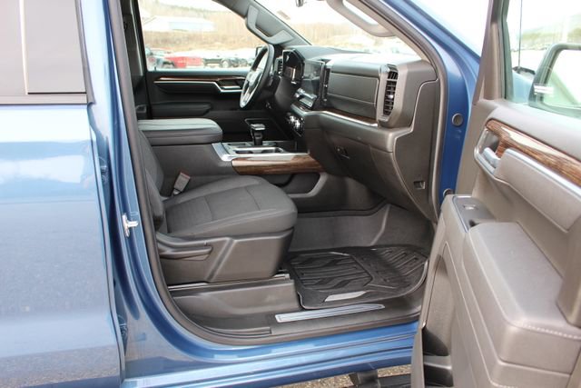 Used 2025 GMC Sierra 1500 Elevation image 49