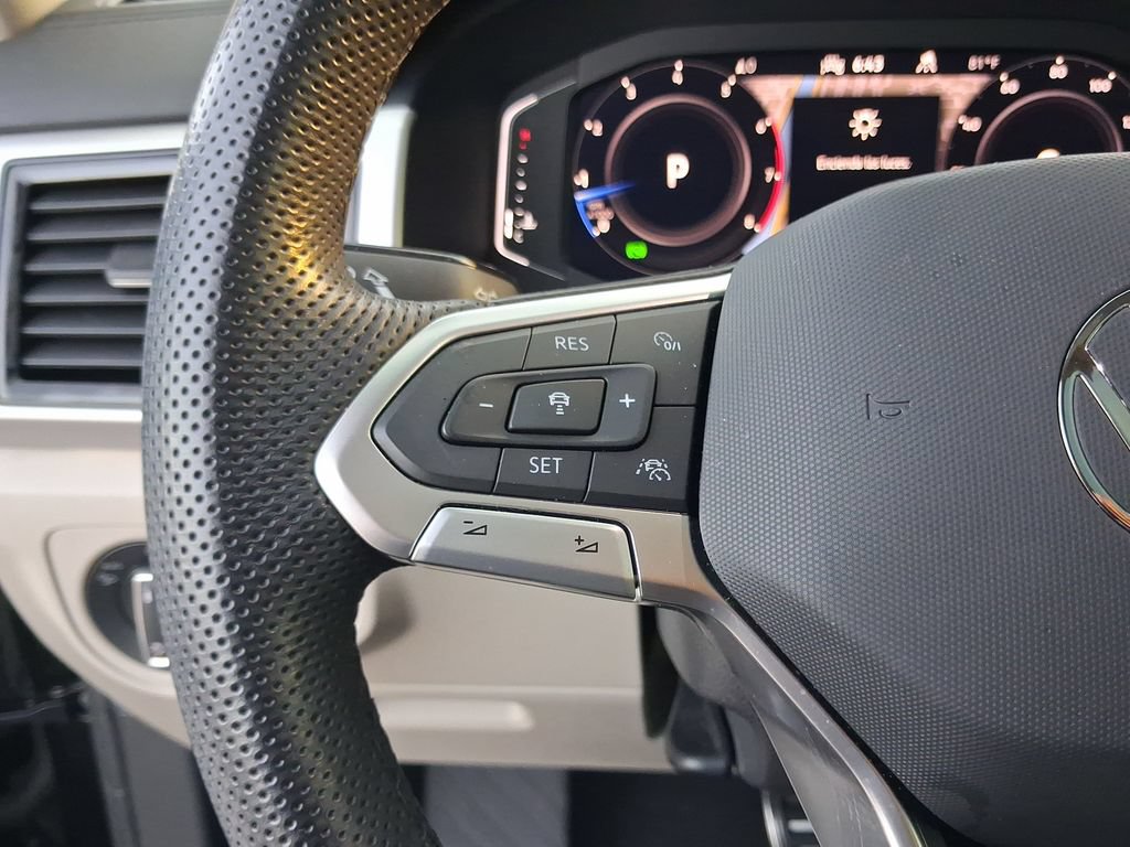 Used 2023 Volkswagen Atlas SEL Premium AWD/4WD image 20