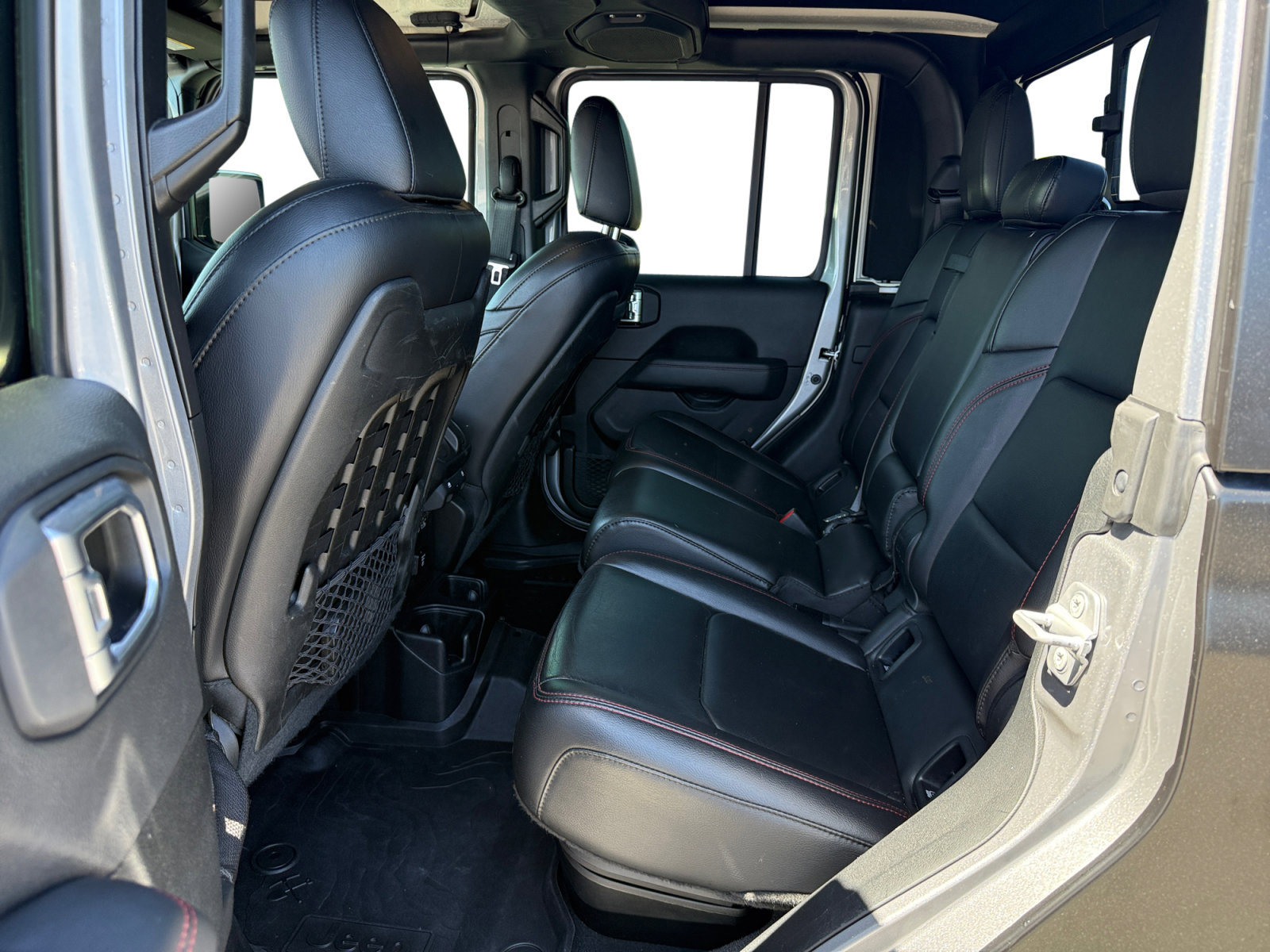 Used 2020 Jeep Gladiator Rubicon AWD/4WD image 16