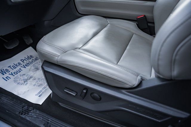 Used 2025 Ford Expedition Active image 53