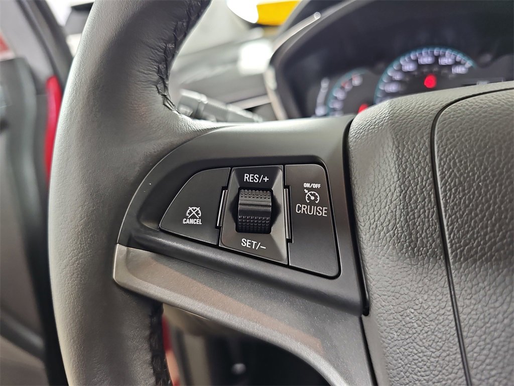 Certified 2022 Chevrolet Trax LT w/ LT Convenience Package image 22