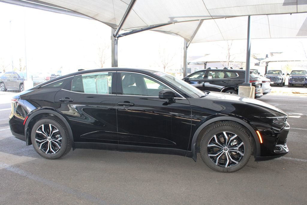 Certified 2023 Toyota Crown XLE image 18