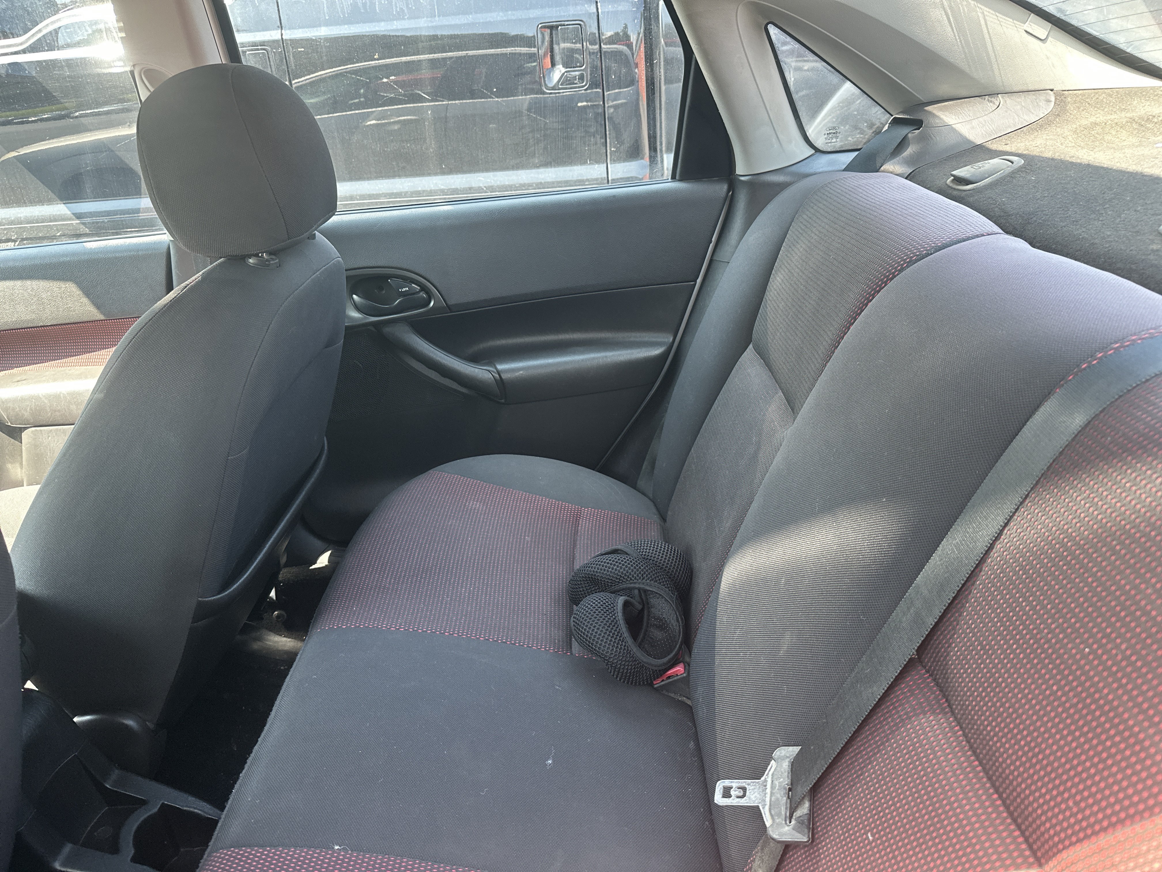 Used 2006 Ford Focus ST FWD image 5