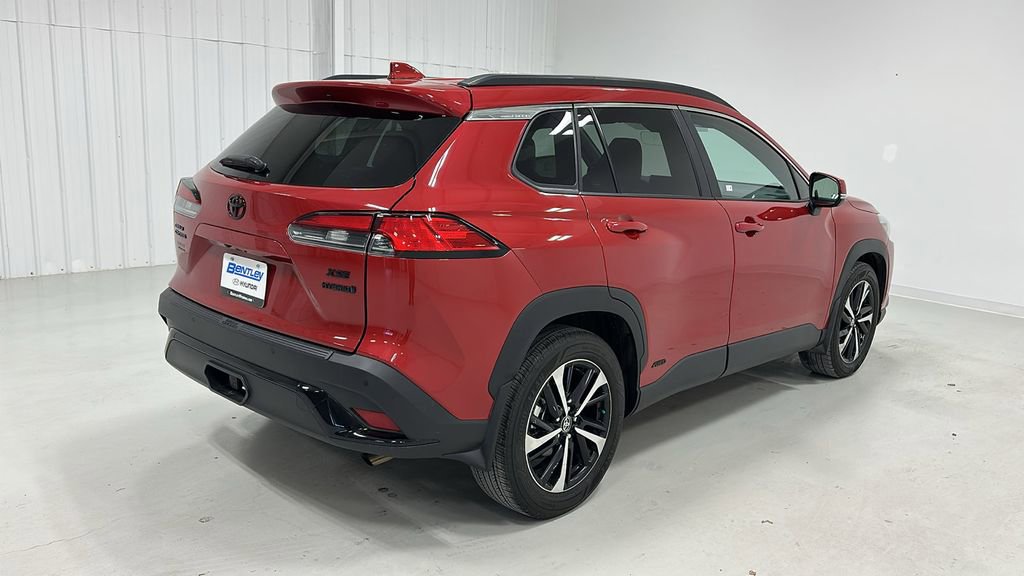 Used 2024 Toyota Corolla Cross XSE image 6