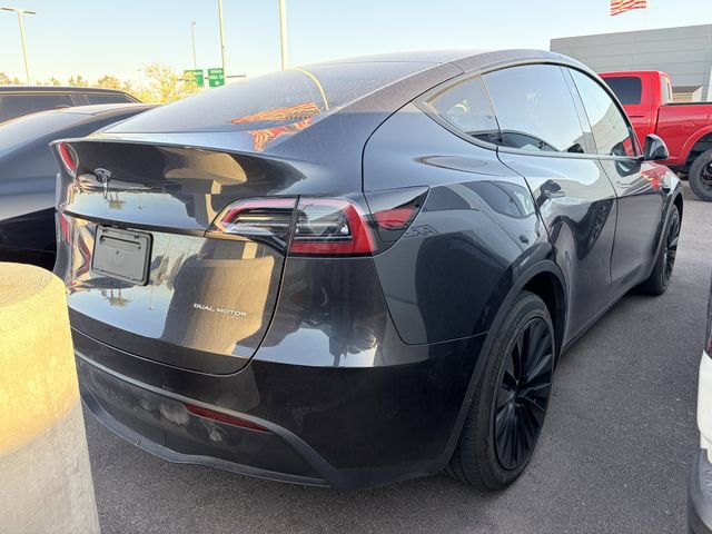 Used 2024 Tesla Model Y Long Range AWD/4WD image 4