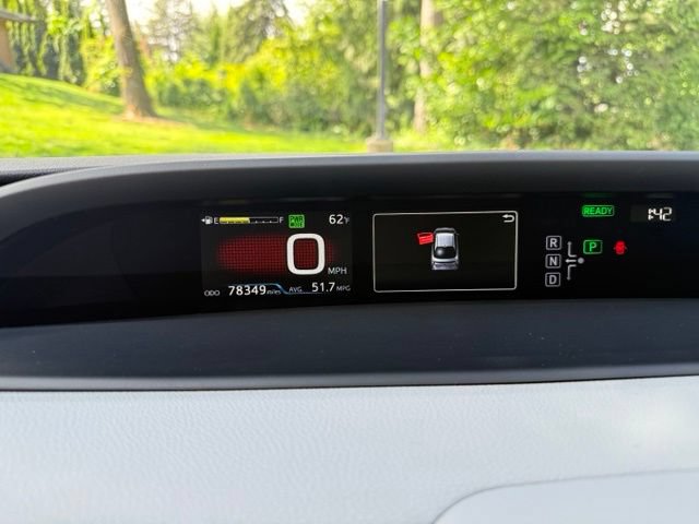 Used 2017 Toyota Prius Two FWD image 15