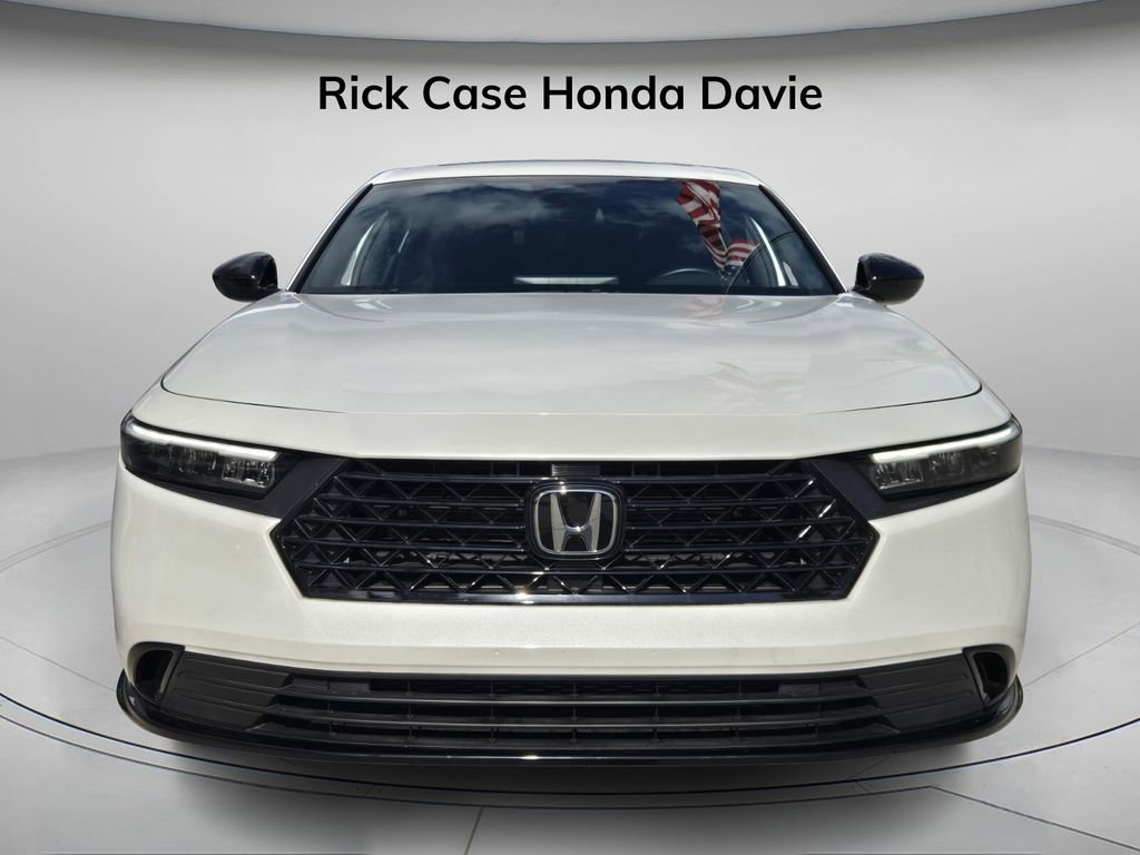 Used 2024 Honda Accord Sport image 5