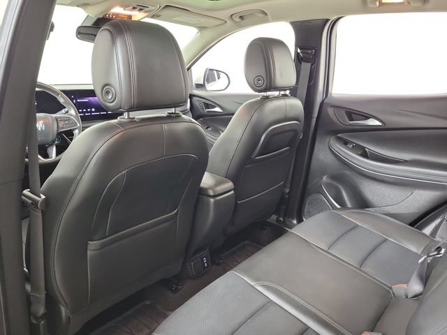 Used 2025 Buick Encore GX Avenir w/ Avenir Convenience Package FWD image 11