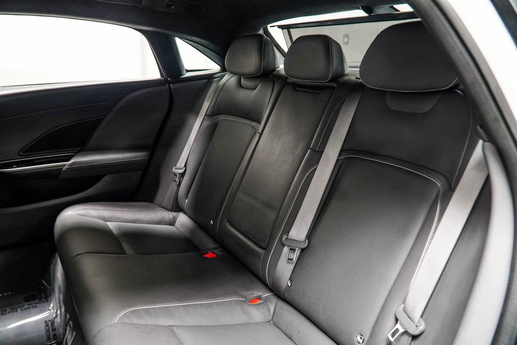 Used 2024 Lucid Air Touring image 39