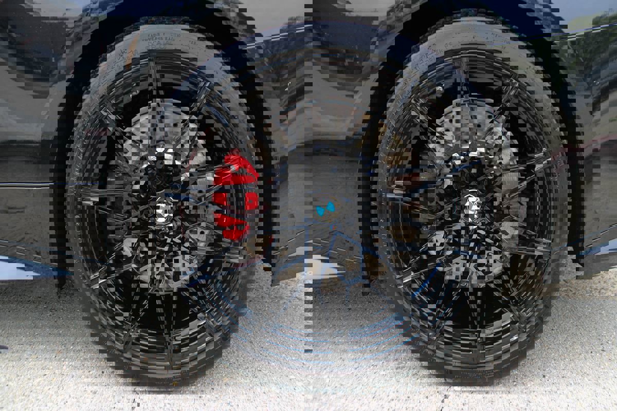 Used 2024 BMW M4 Coupe w/ Executive Package image 32