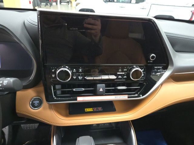 New 2026 Toyota Highlander Platinum image 27