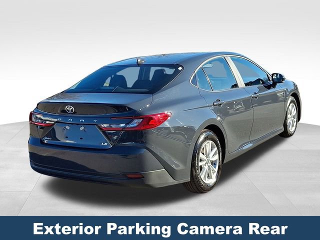 Used 2025 Toyota Camry LE image 7