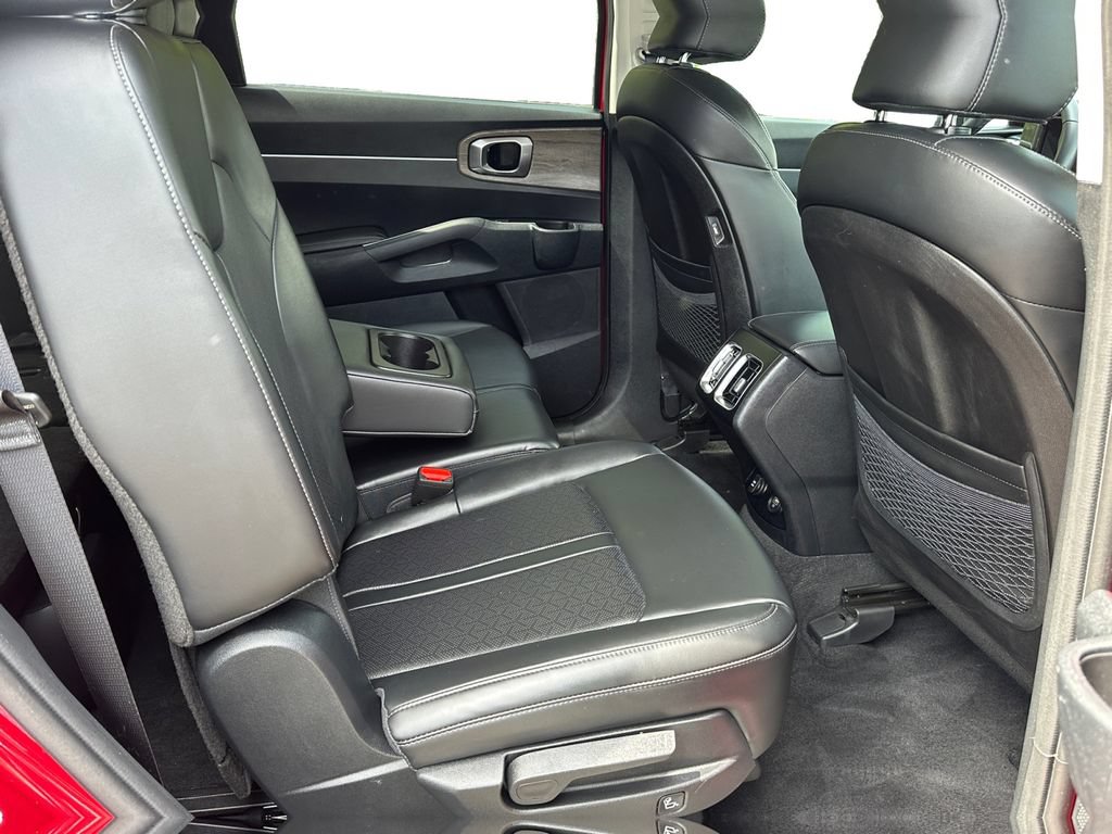 Certified 2023 Kia Sorento S AWD/4WD image 10