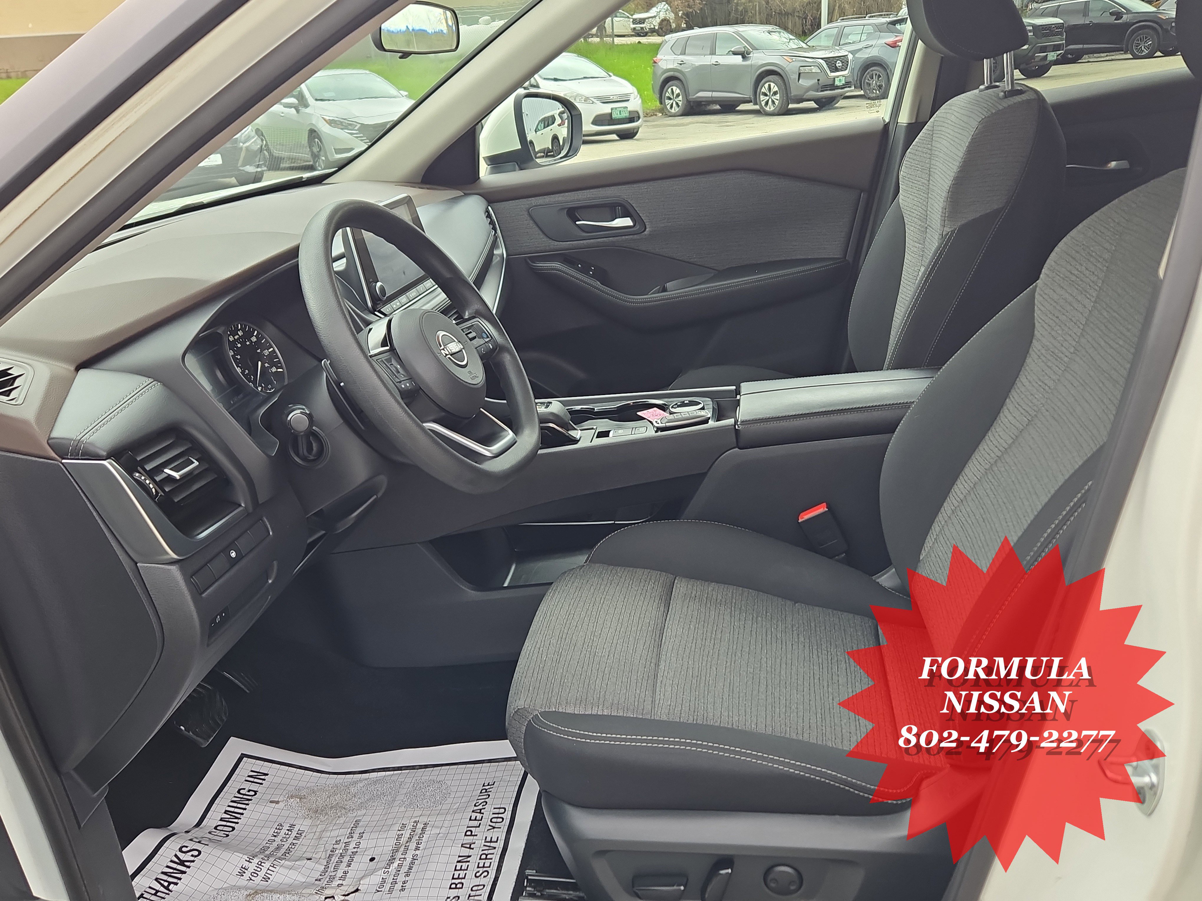 Used 2023 Nissan Rogue SV image 13