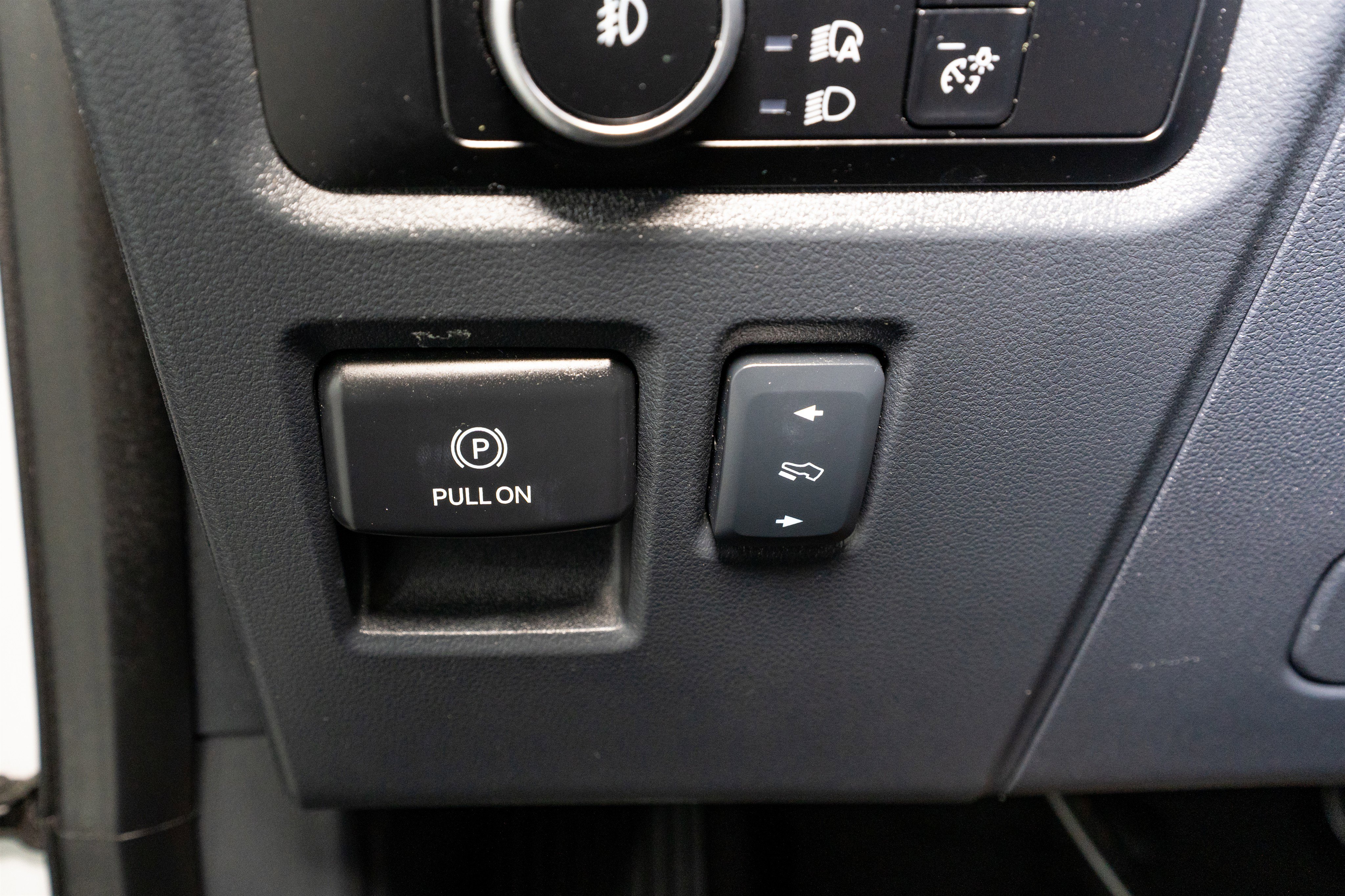 Used 2024 Ford Expedition Max Limited image 34