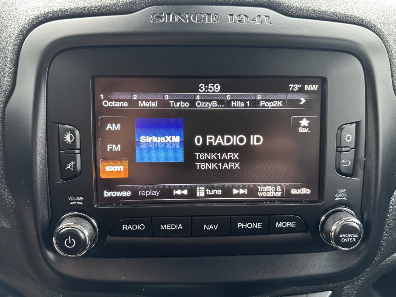 Used 2015 Jeep Renegade Limited AWD/4WD image 64