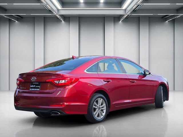 Used 2015 Hyundai Sonata SE FWD image 4