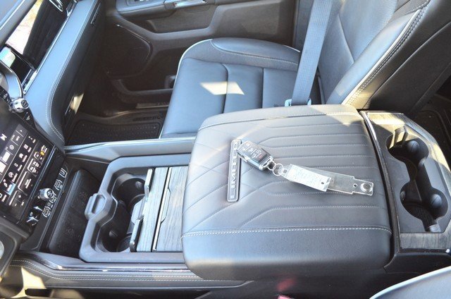 Used 2025 RAM 1500 Limited image 27