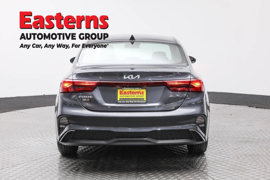 Used 2023 Kia Forte LXS image 6