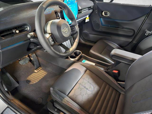 Used 2026 MINI Cooper S FWD image 9