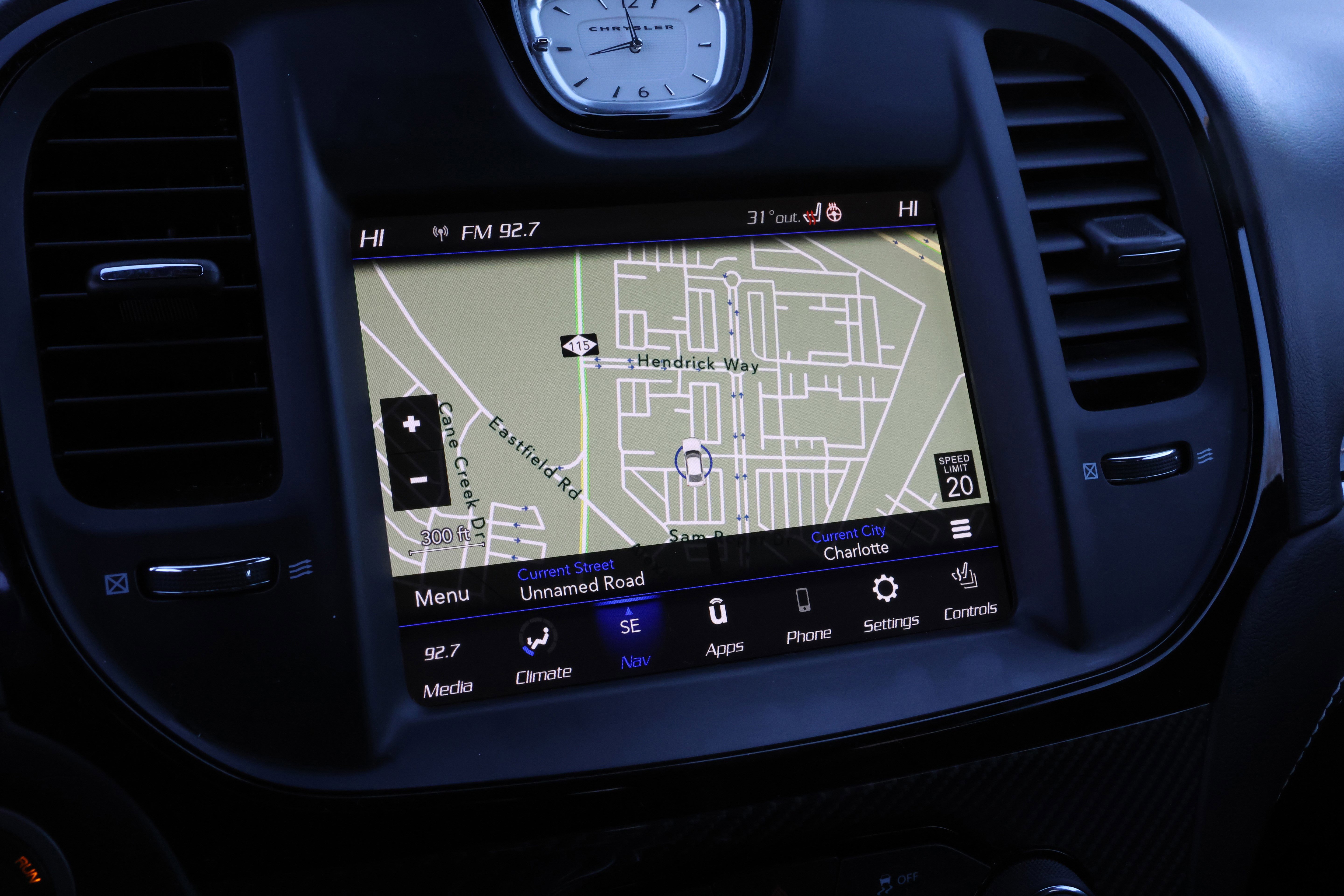 Used 2023 Chrysler 300 C image 25