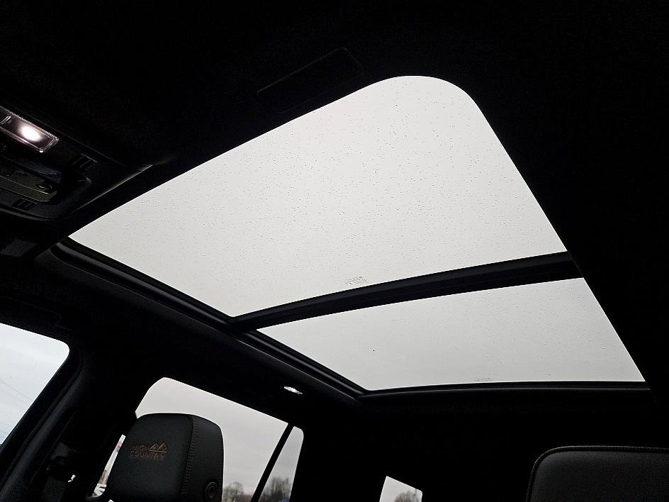 New 2026 Chevrolet Tahoe High Country w/ Sun And Tow Package image 17