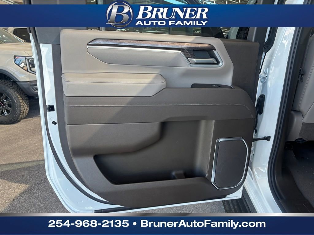New 2026 Chevrolet Silverado 3500 LTZ w/ LTZ Convenience Package image 12