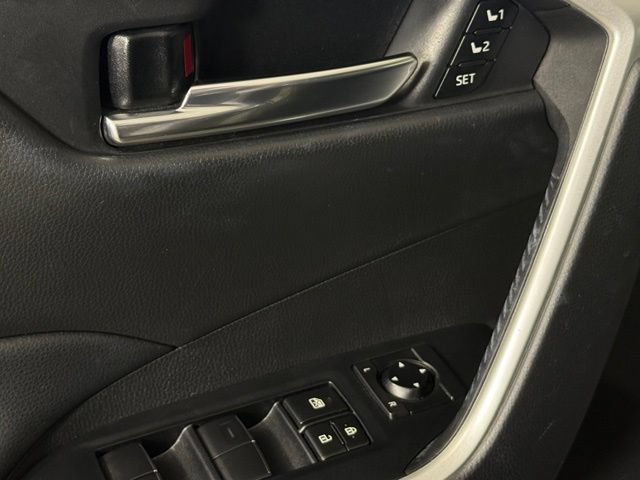 Used 2021 Toyota RAV4 XLE Premium FWD image 14