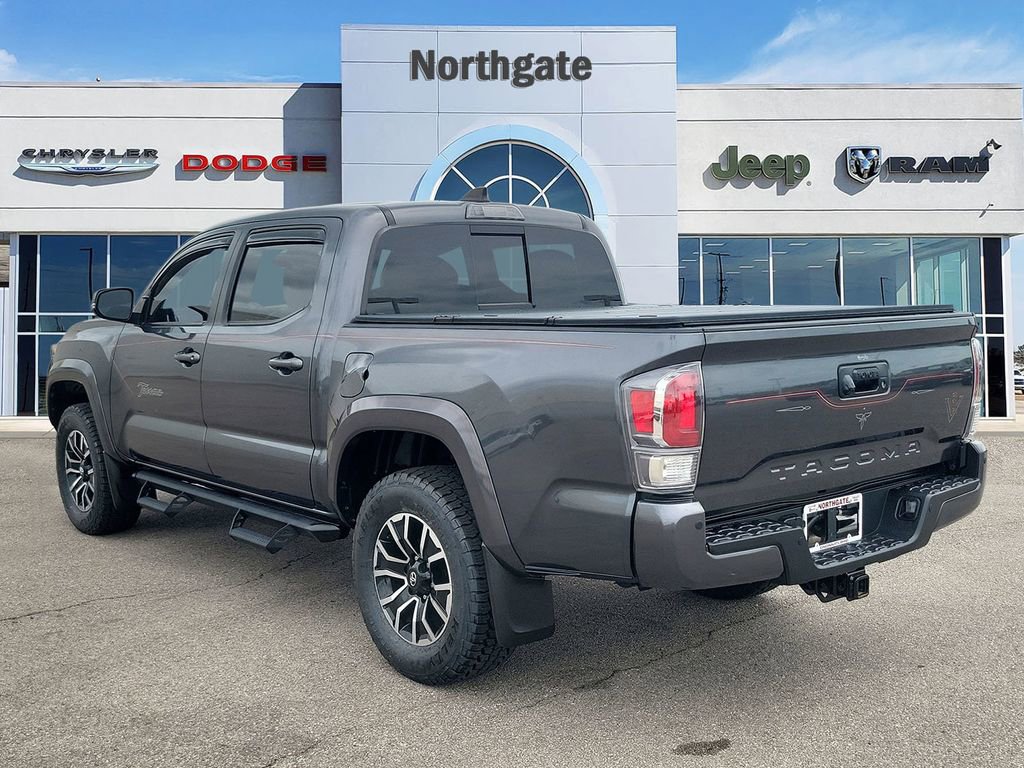 Used 2021 Toyota Tacoma TRD Sport w/ TRD Premium Sport Package AWD/4WD image 3