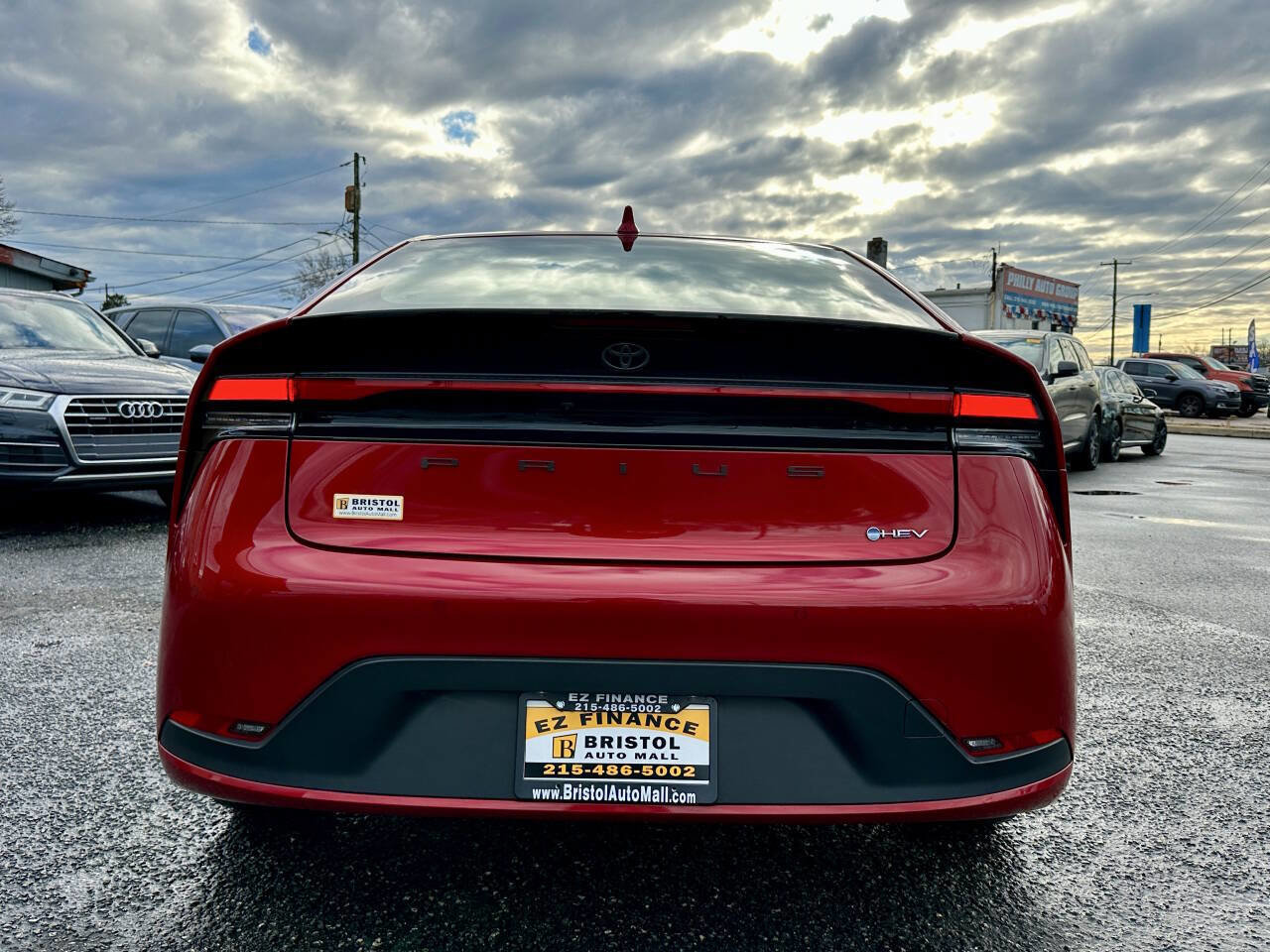 Used 2023 Toyota Prius LE image 6