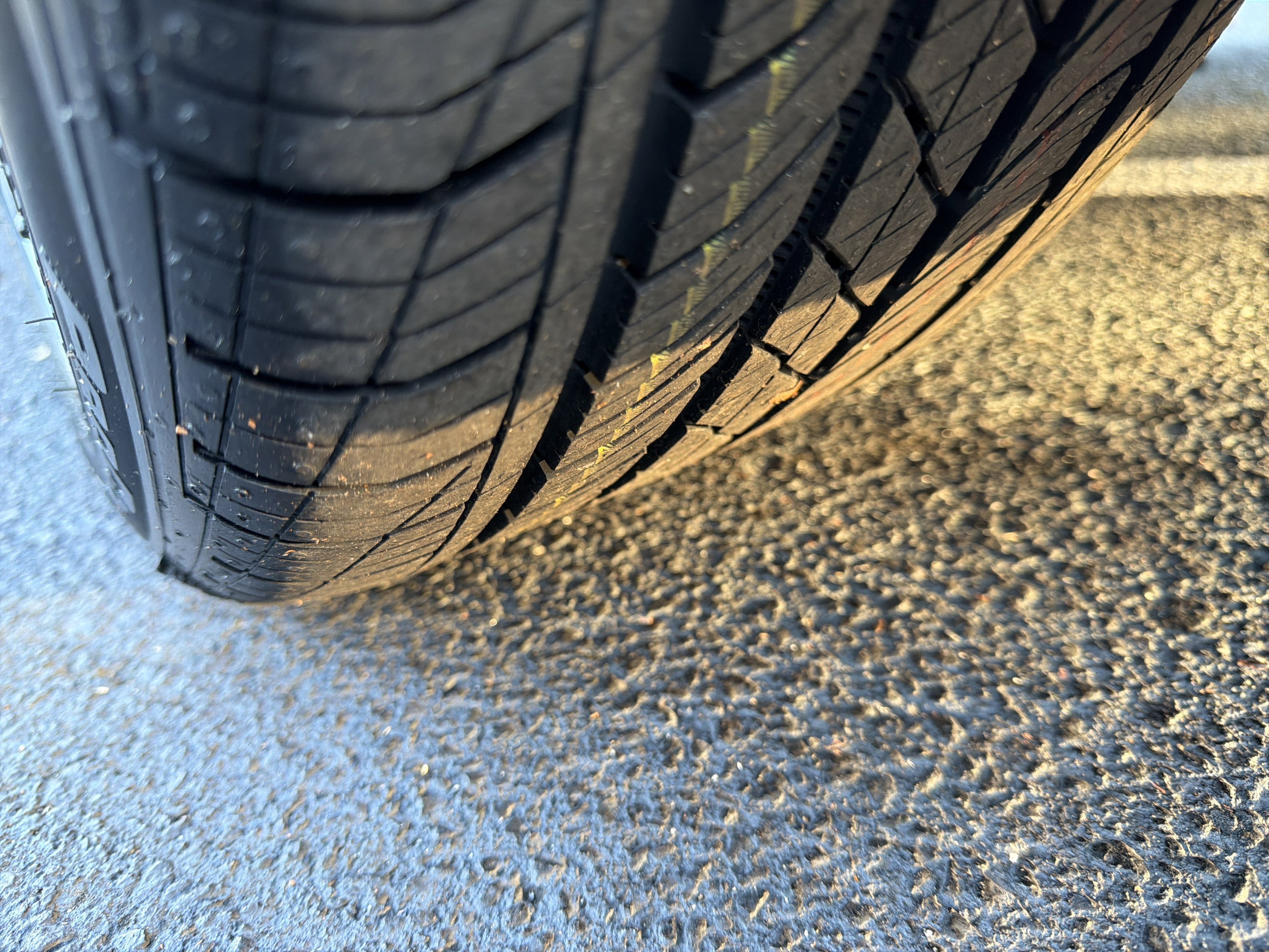 Certified 2024 Volvo S60 B5 Core image 12