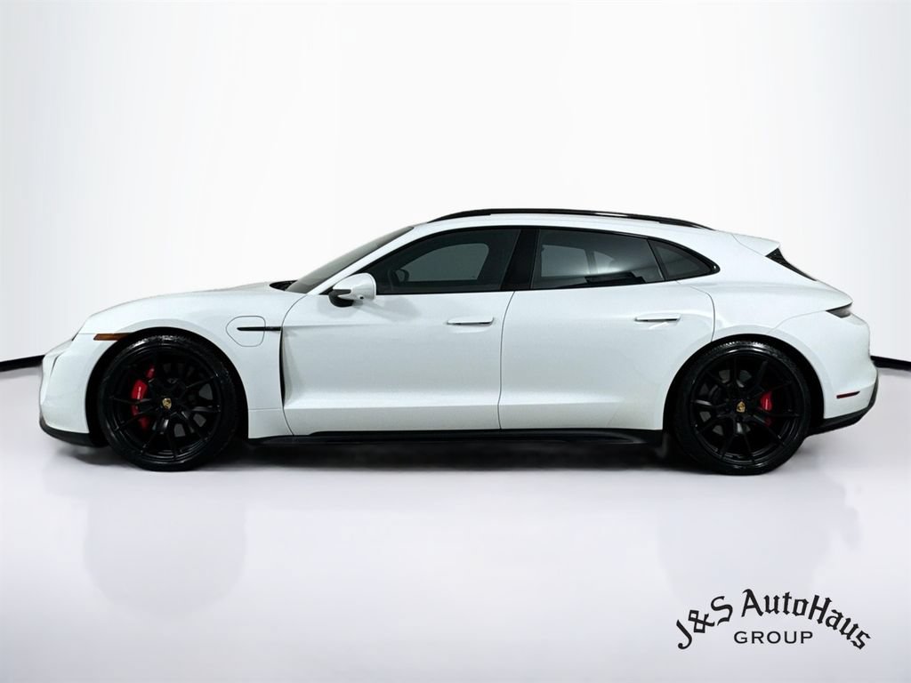 Used 2022 Porsche Taycan GTS AWD/4WD image 4