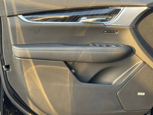 New 2025 Cadillac XT6 Premium Luxury w/ Technology Package FWD image 15