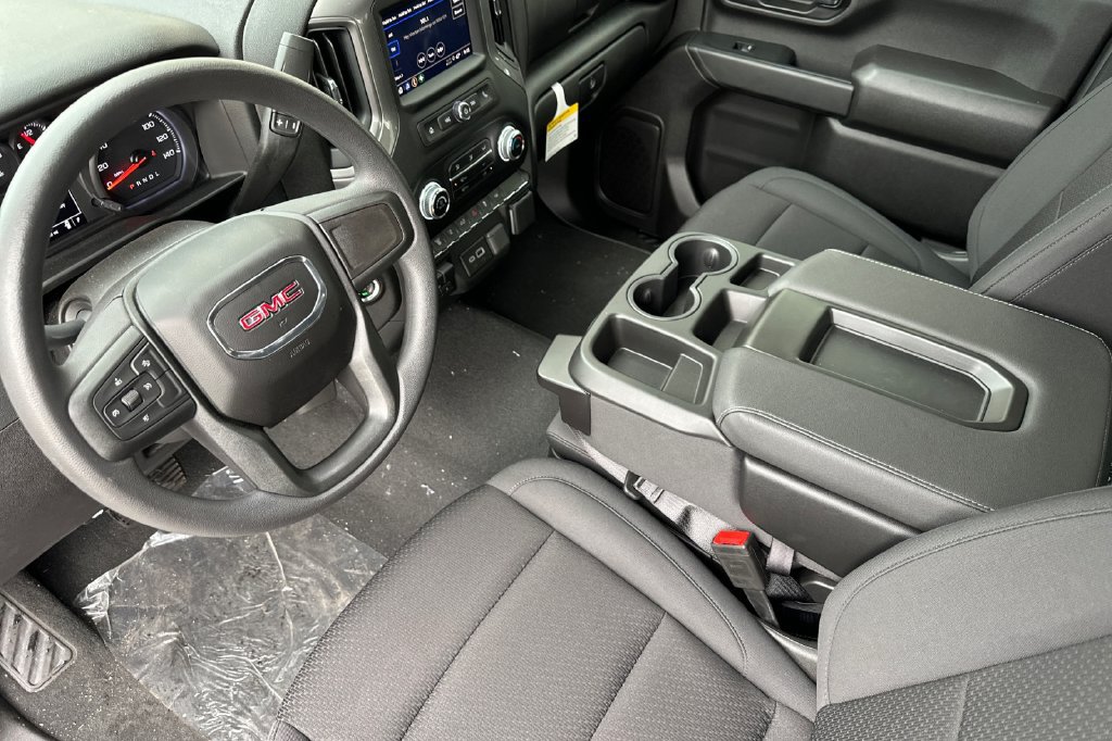 Used 2024 GMC Sierra 3500 Pro RWD image 12