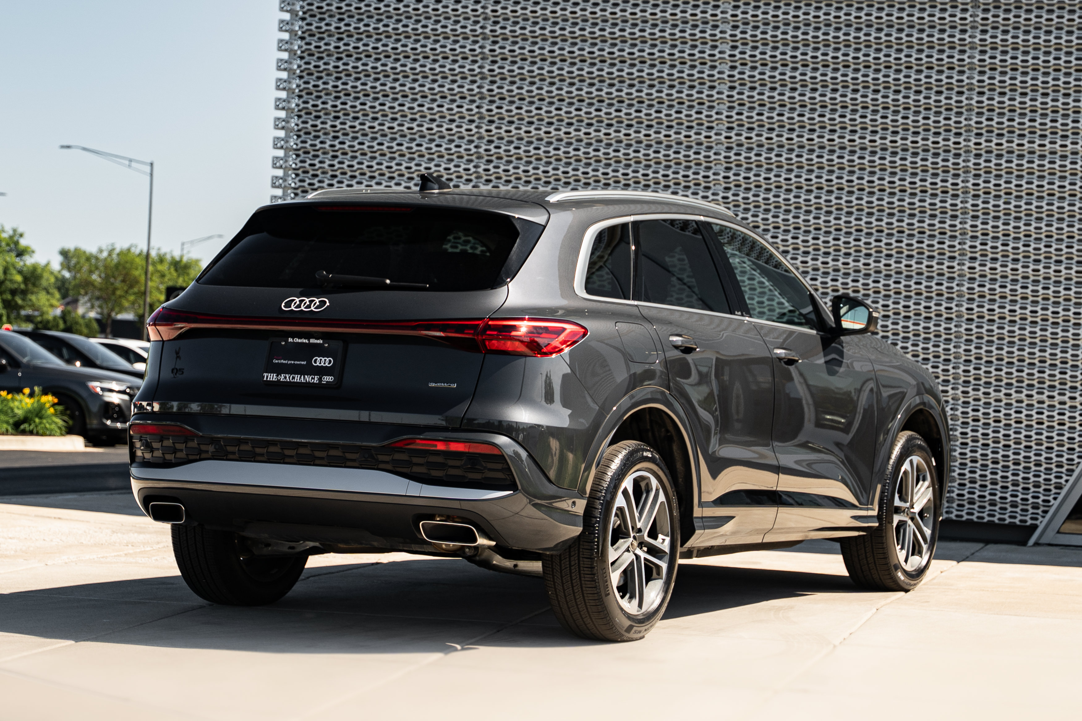 Certified 2025 Audi Q5 Premium w/ Premium Plus AWD/4WD image 4