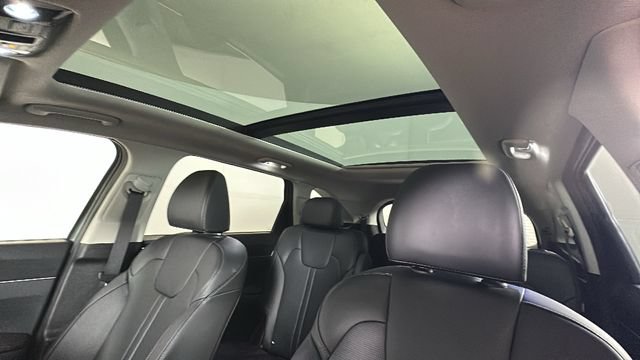 Used 2025 Kia Sorento EX w/ EX Panoramic Sunroof Package AWD/4WD image 12