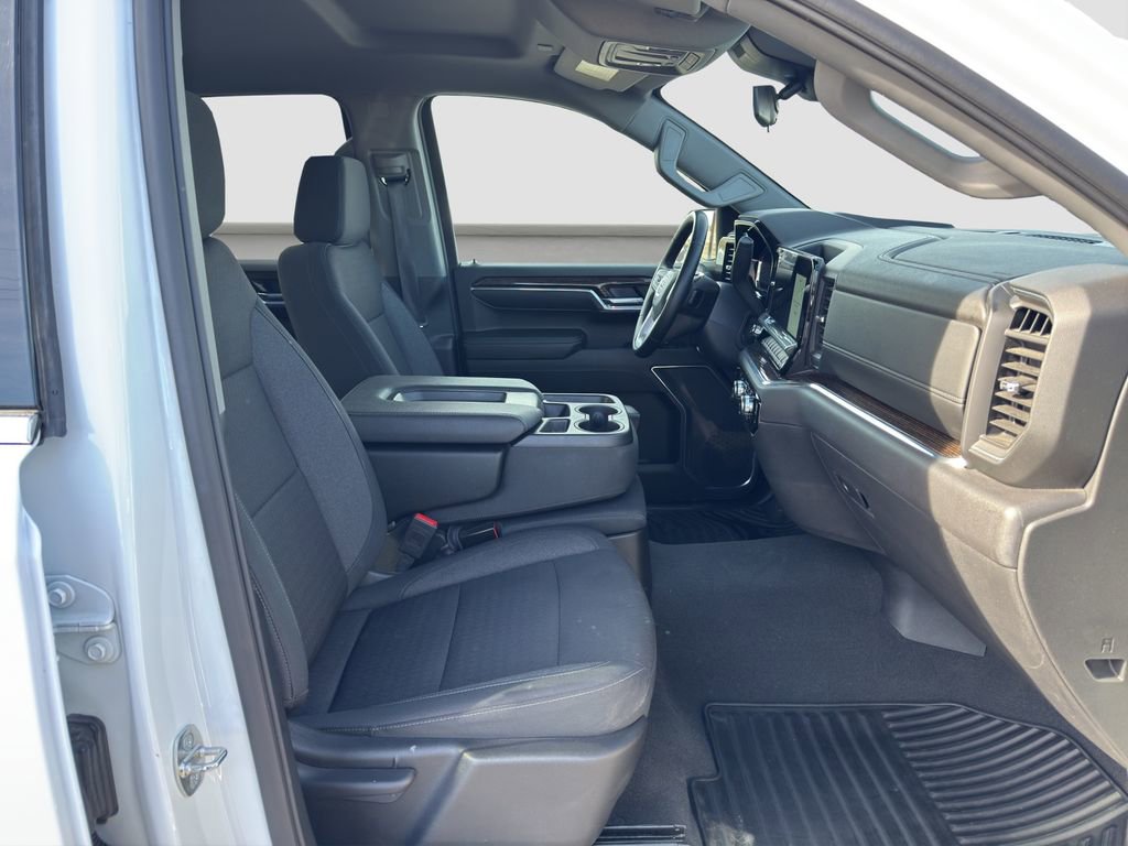 Used 2024 GMC Sierra 1500 SLE image 19