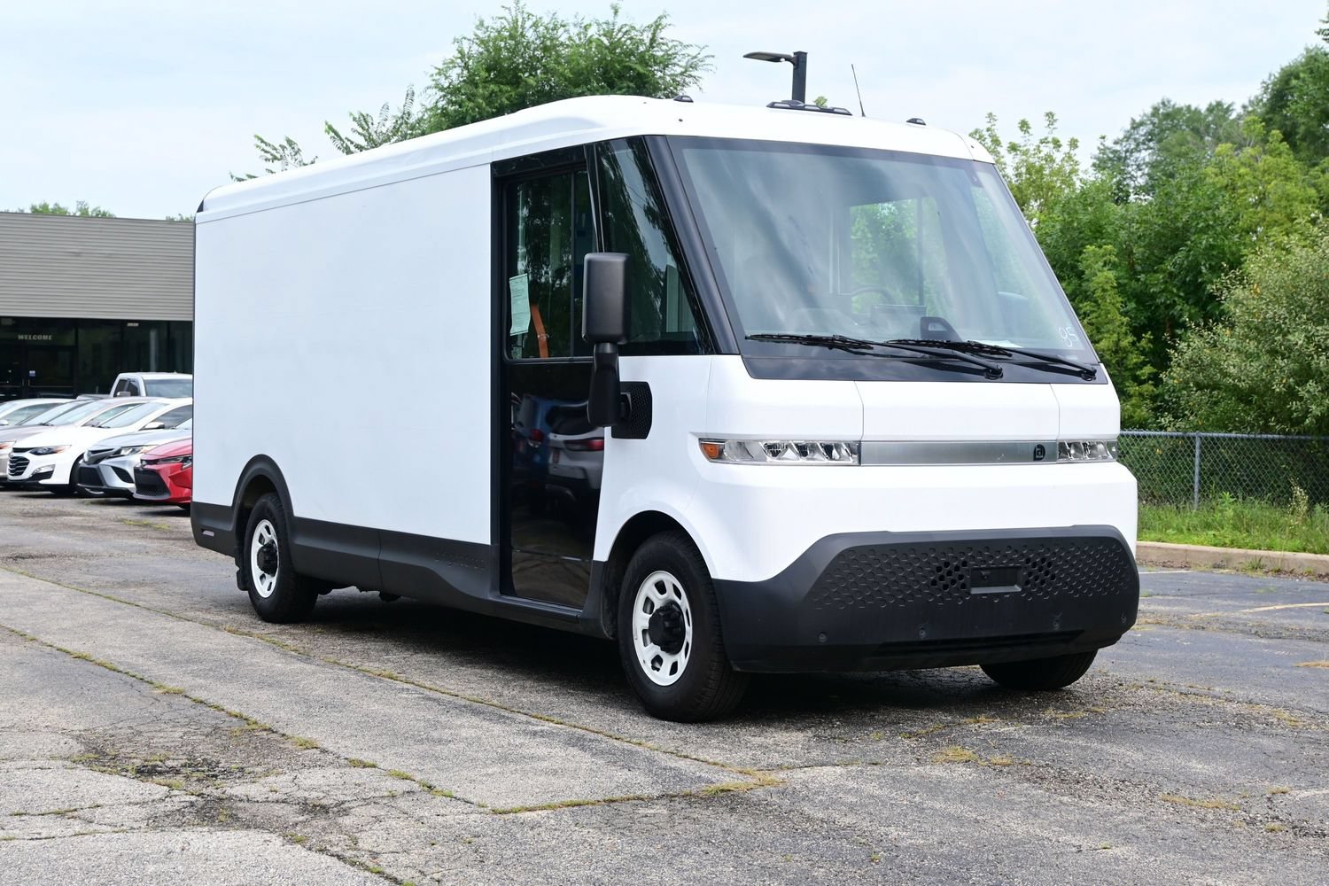 Used 2024 Chevrolet Brightdrop 600 w/ Commercial Equipment Package AWD/4WD image 18