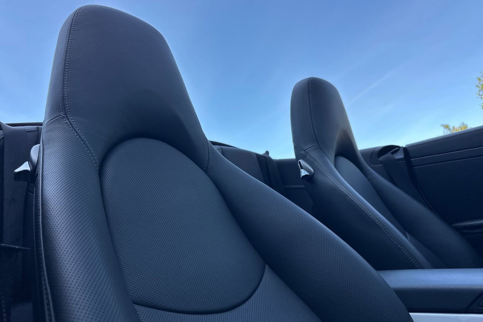 Used 2011 Porsche 911 Turbo image 19