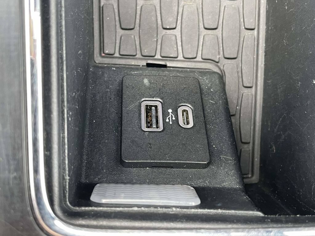Used 2022 Lincoln Aviator Reserve w/ Equipment Group 201A AWD/4WD image 24