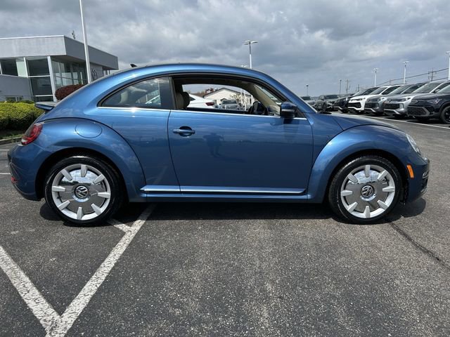 Used 2019 Volkswagen Beetle 2.0T SE FWD image 8