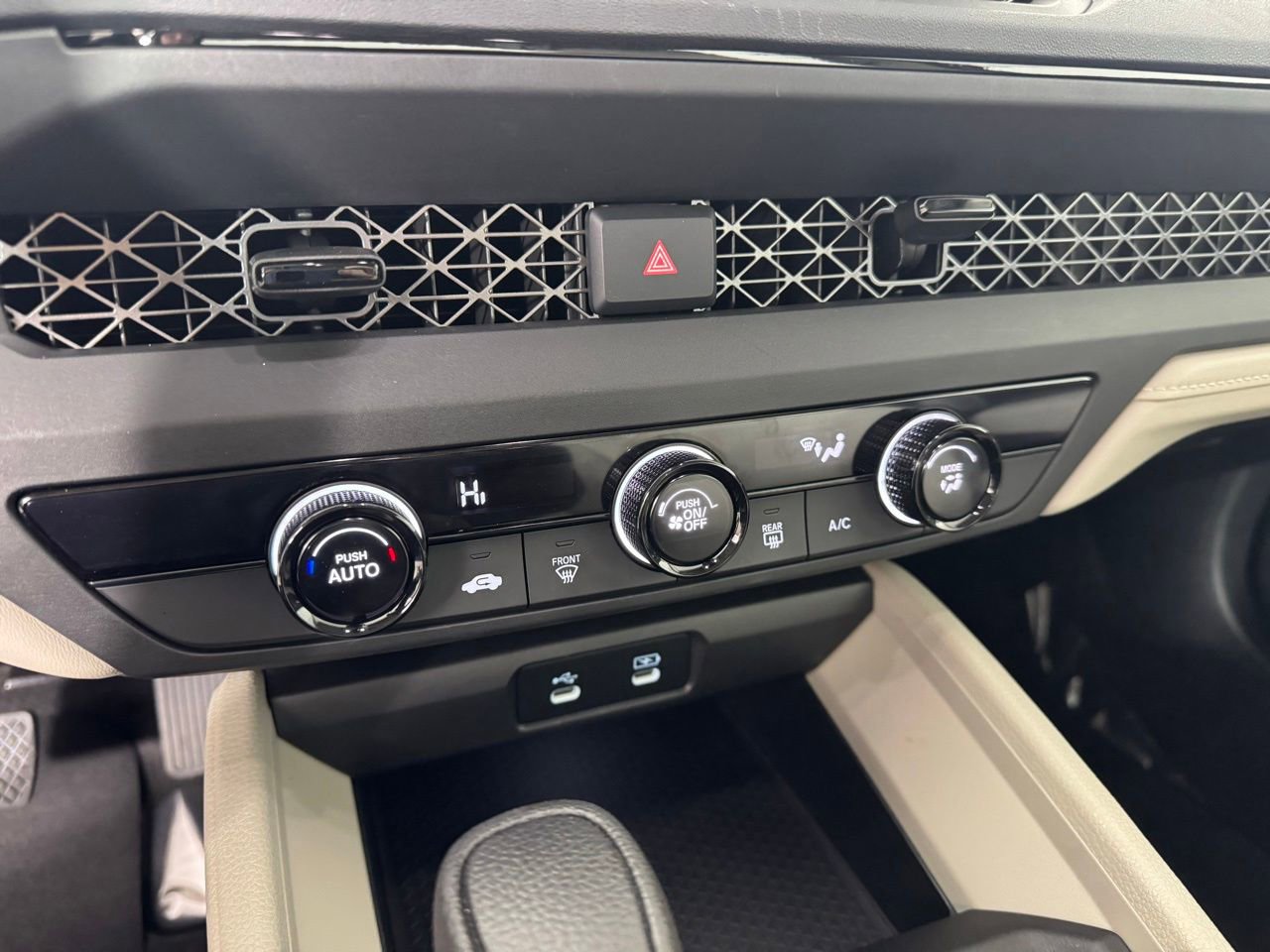 Used 2025 Honda Accord LX image 15