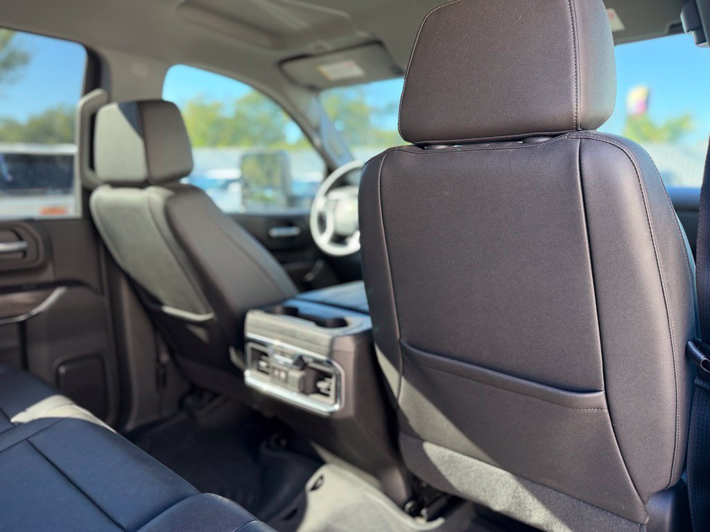 Used 2023 Chevrolet Silverado 2500 LTZ AWD/4WD image 26