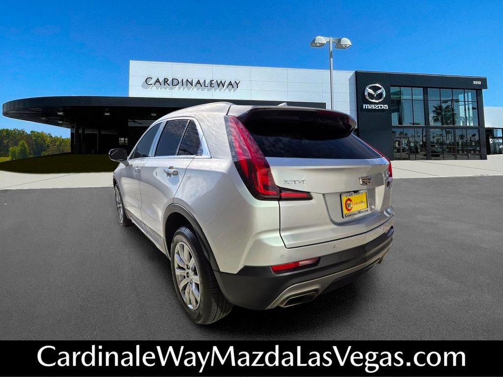 Used 2022 Cadillac XT4 Premium Luxury w/ Safety Alert Package FWD image 3