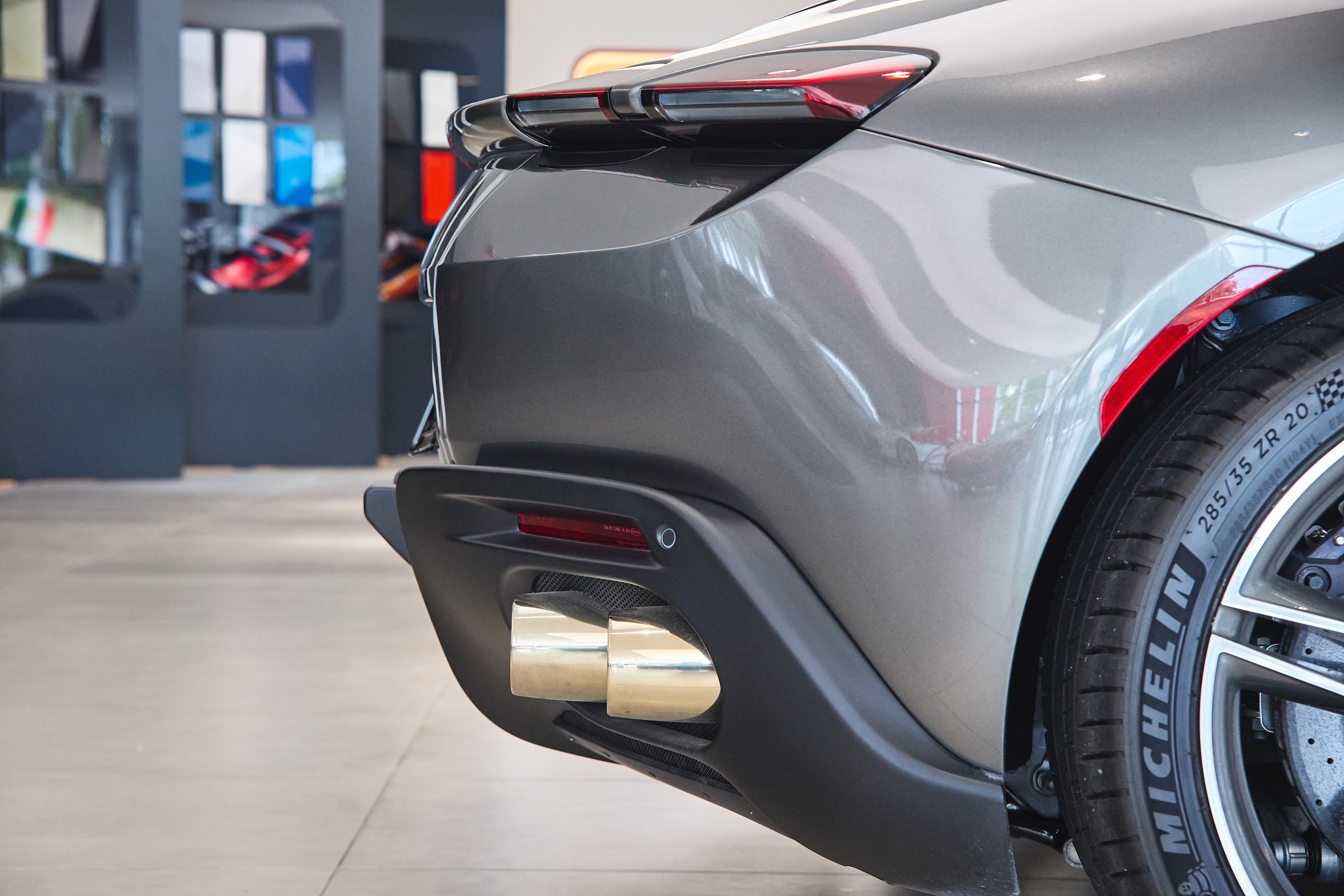 Used 2023 Ferrari Roma image 51