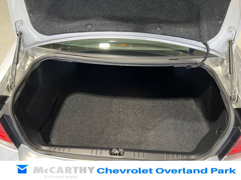 Used 2012 Chevrolet Impala LT FWD image 23