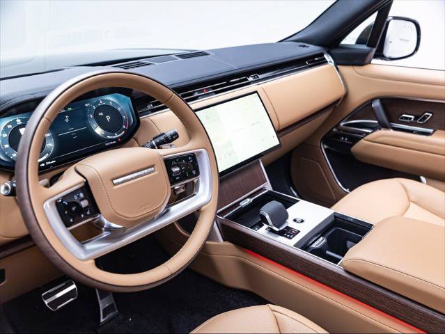 New 2026 Land Rover Range Rover Long Wheelbase SE AWD/4WD image 17