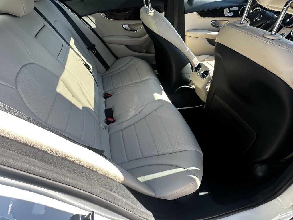 Used 2018 Mercedes-Benz C 300 Sedan image 18