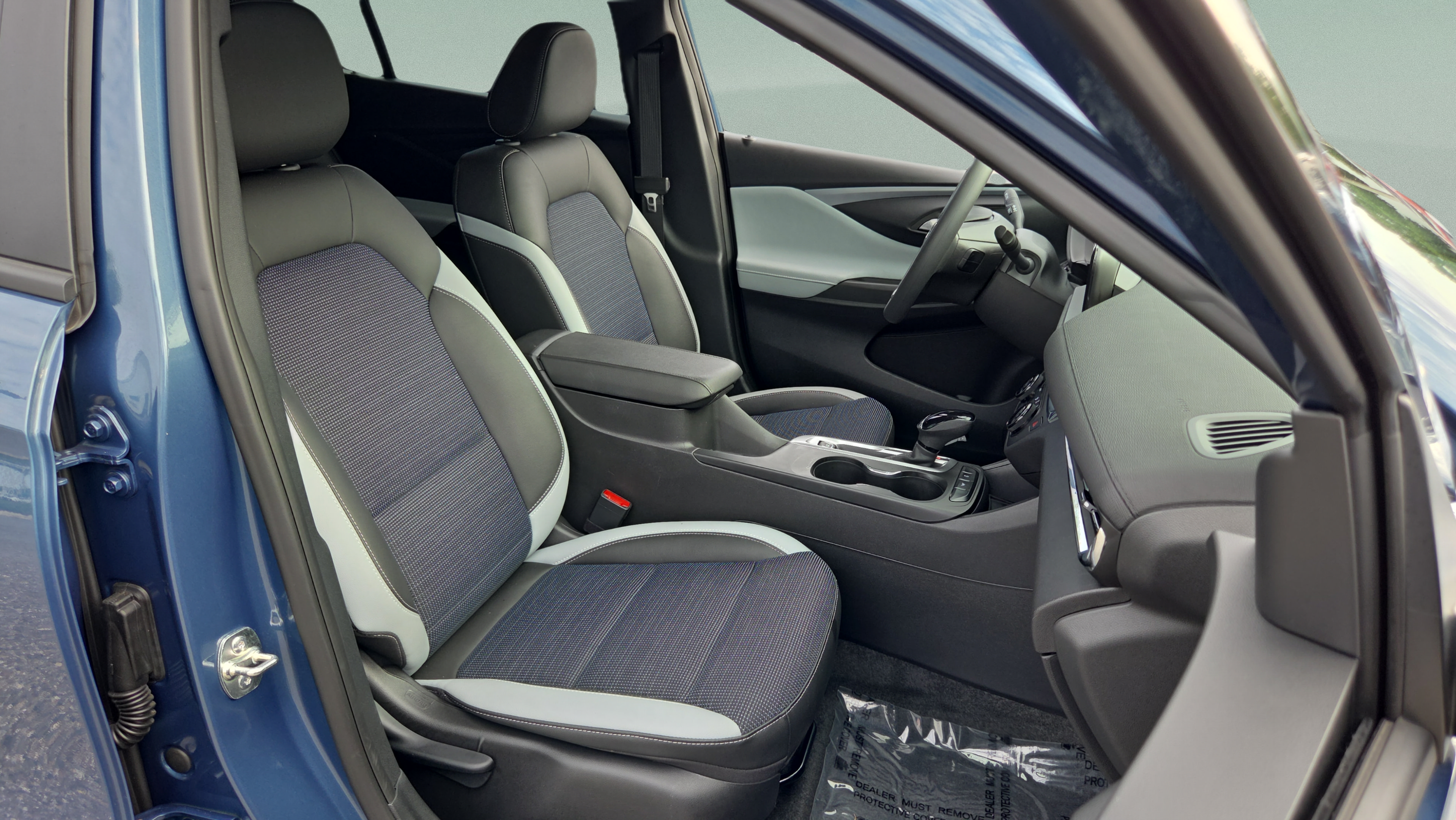 Certified 2025 Buick Envista Preferred FWD image 15