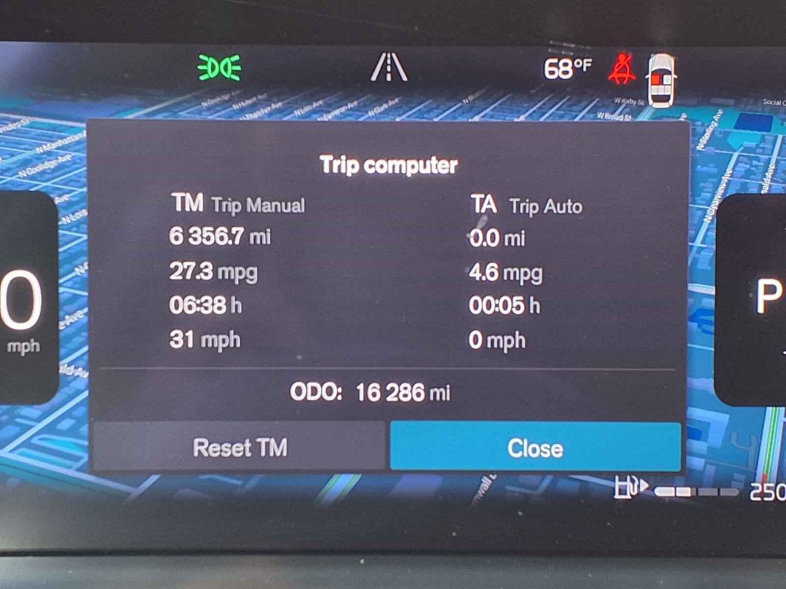 Certified 2024 Volvo XC60 B5 Plus w/ Climate Package image 31